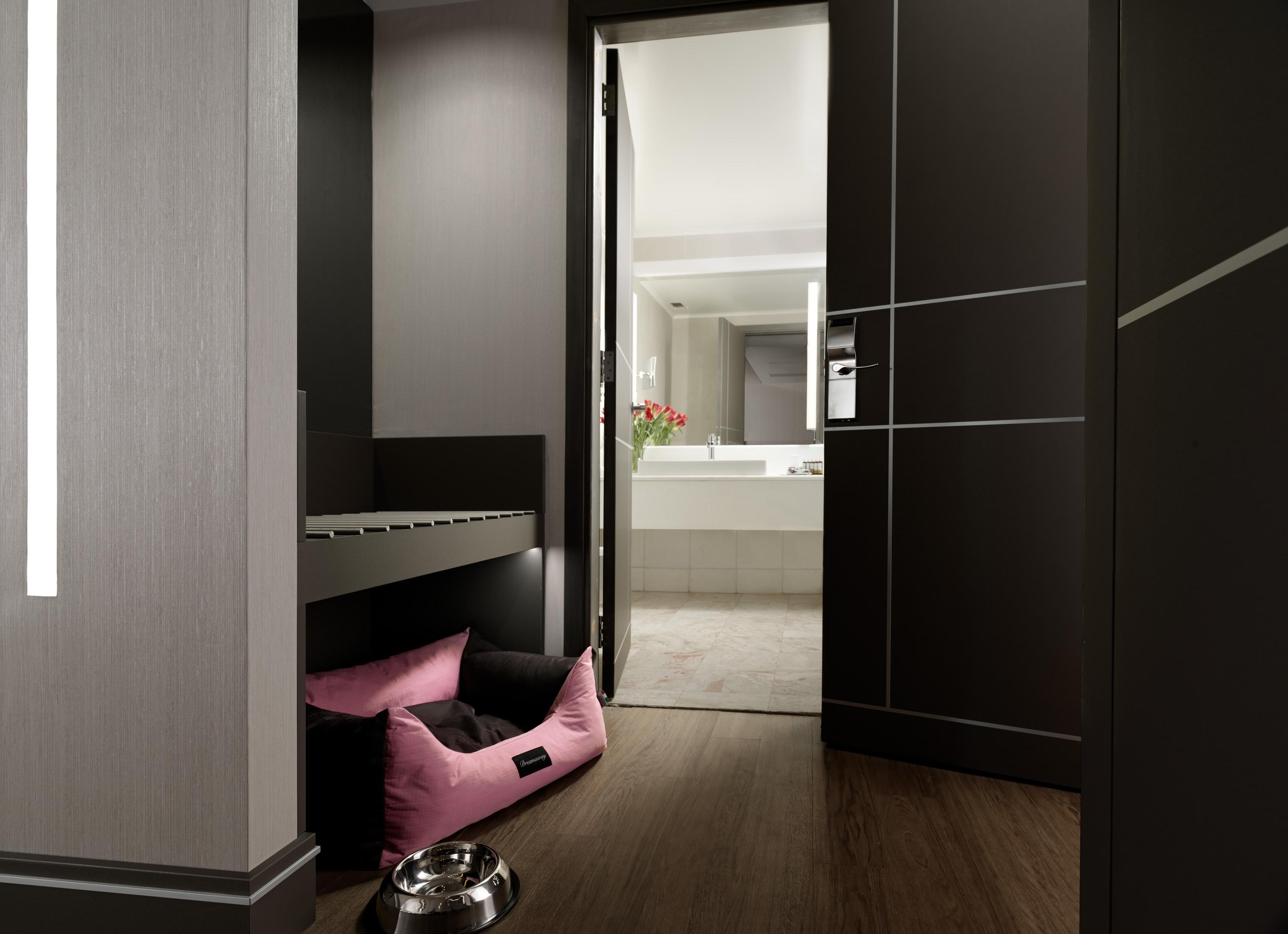 Holiday Suites 4* Athene