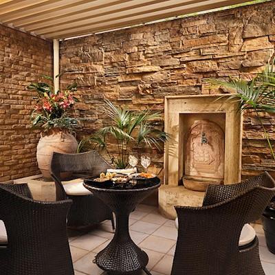Hotel Holiday Suites